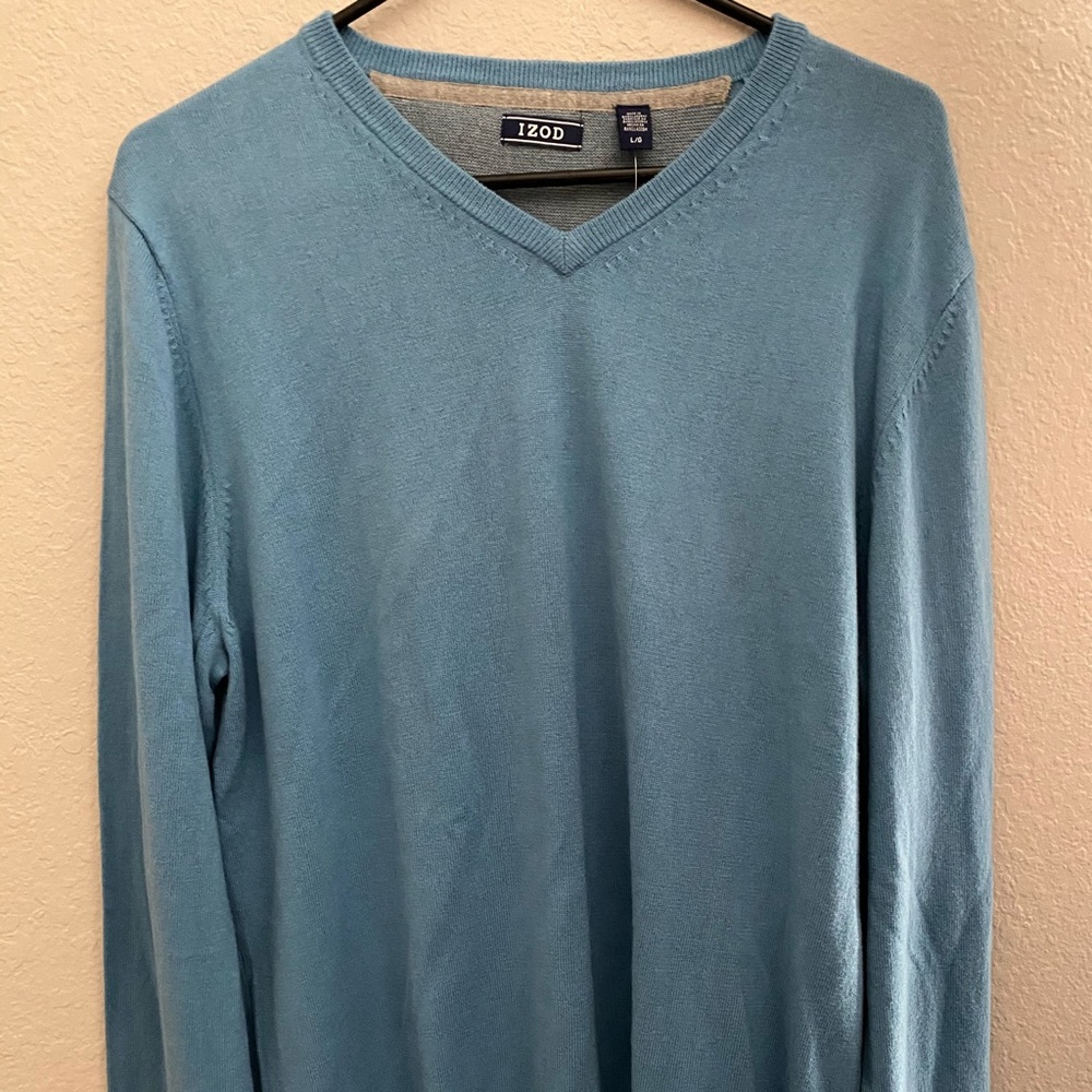 NWT Izod men’s Large v- neck sweater